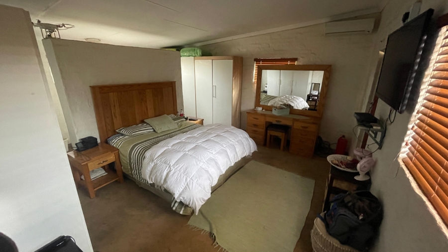 3 Bedroom Property for Sale in Harpington A H North West